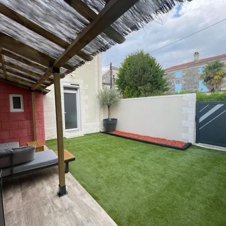 - Le Nuage - Unique, Espace Spa Privatif Et Jardin Avec Plancha Et Salon Privatif, Stationnement Public Gratuit Ниор Екстериор снимка