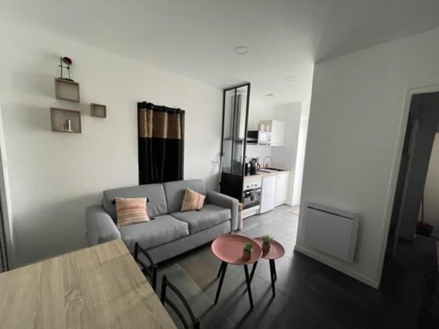 - Le Nuage - Unique, Espace Spa Privatif Et Jardin Avec Plancha Et Salon Privatif, Stationnement Public Gratuit Ниор Екстериор снимка
