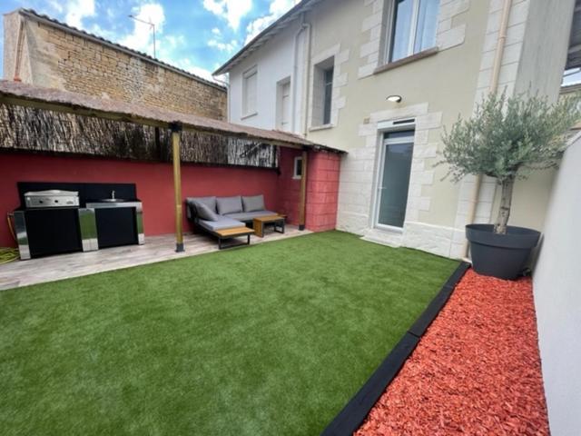 - Le Nuage - Unique, Espace Spa Privatif Et Jardin Avec Plancha Et Salon Privatif, Stationnement Public Gratuit Ниор Екстериор снимка