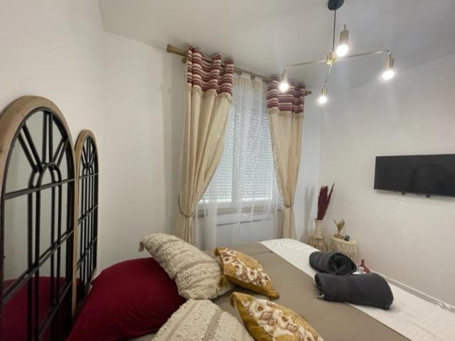 - Le Nuage - Unique, Espace Spa Privatif Et Jardin Avec Plancha Et Salon Privatif, Stationnement Public Gratuit Ниор Екстериор снимка