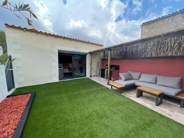 - Le Nuage - Unique, Espace Spa Privatif Et Jardin Avec Plancha Et Salon Privatif, Stationnement Public Gratuit Ниор Екстериор снимка
